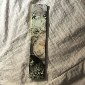 Floral Street Grapefruit bloom scented reeds